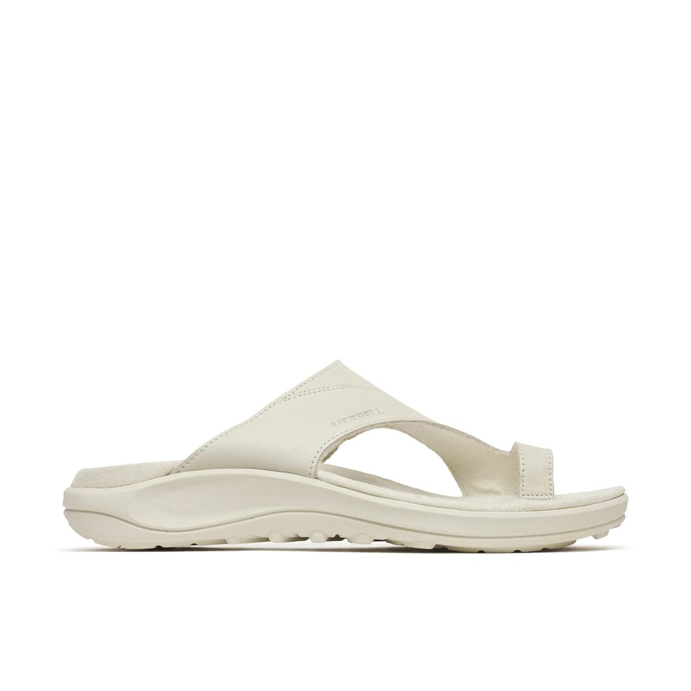 District 4 Luxe Post | Merrell